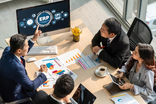 ERP: Báo cáo thời gian thực và phân tích chuyên sâu